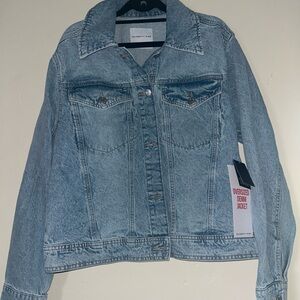 Celebrity Pink NWT Light Washed Light Blue Oversized Denim Jacket Sz Medium